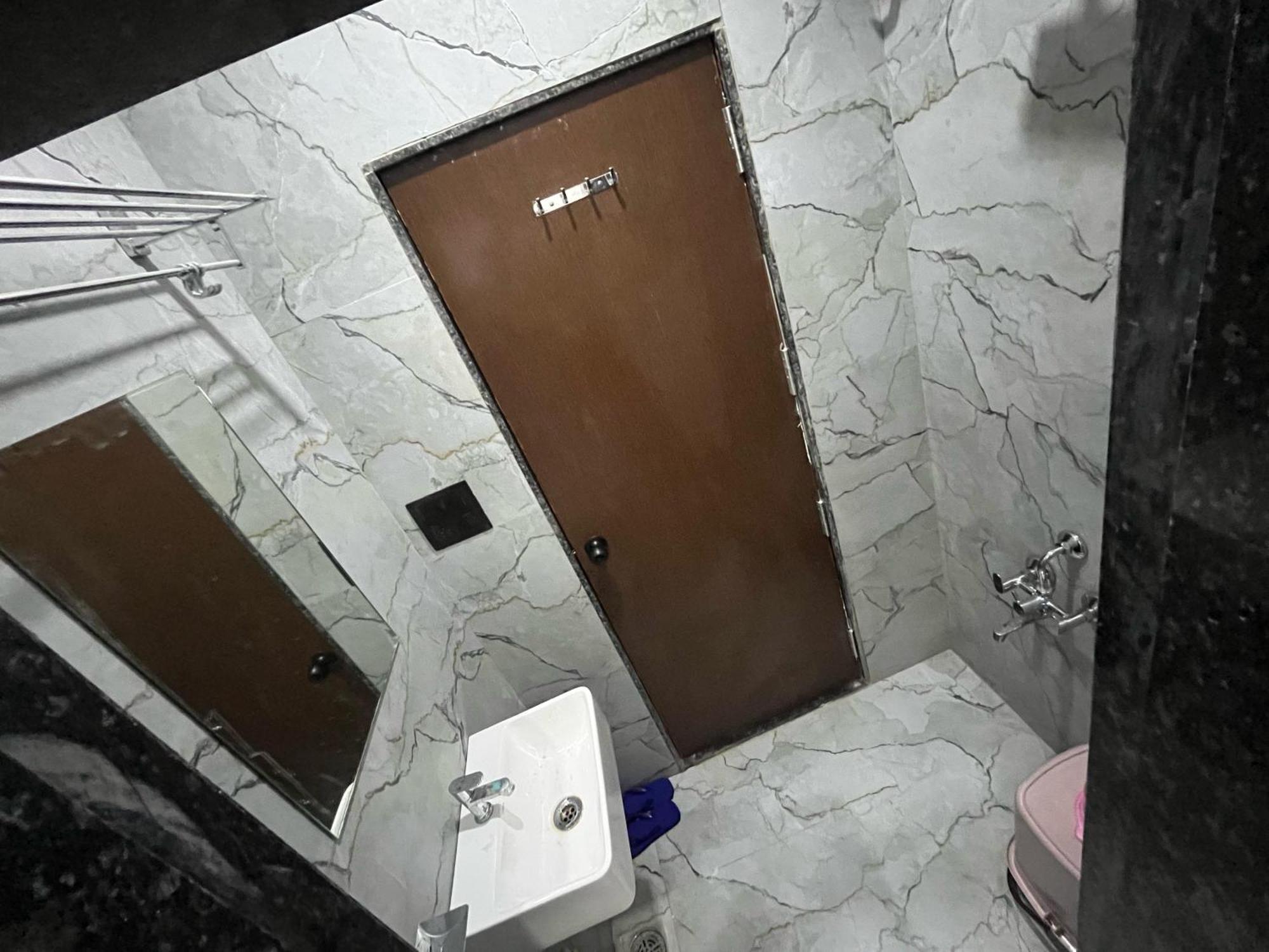Hotel Revanta Bhilwara Bagian luar foto