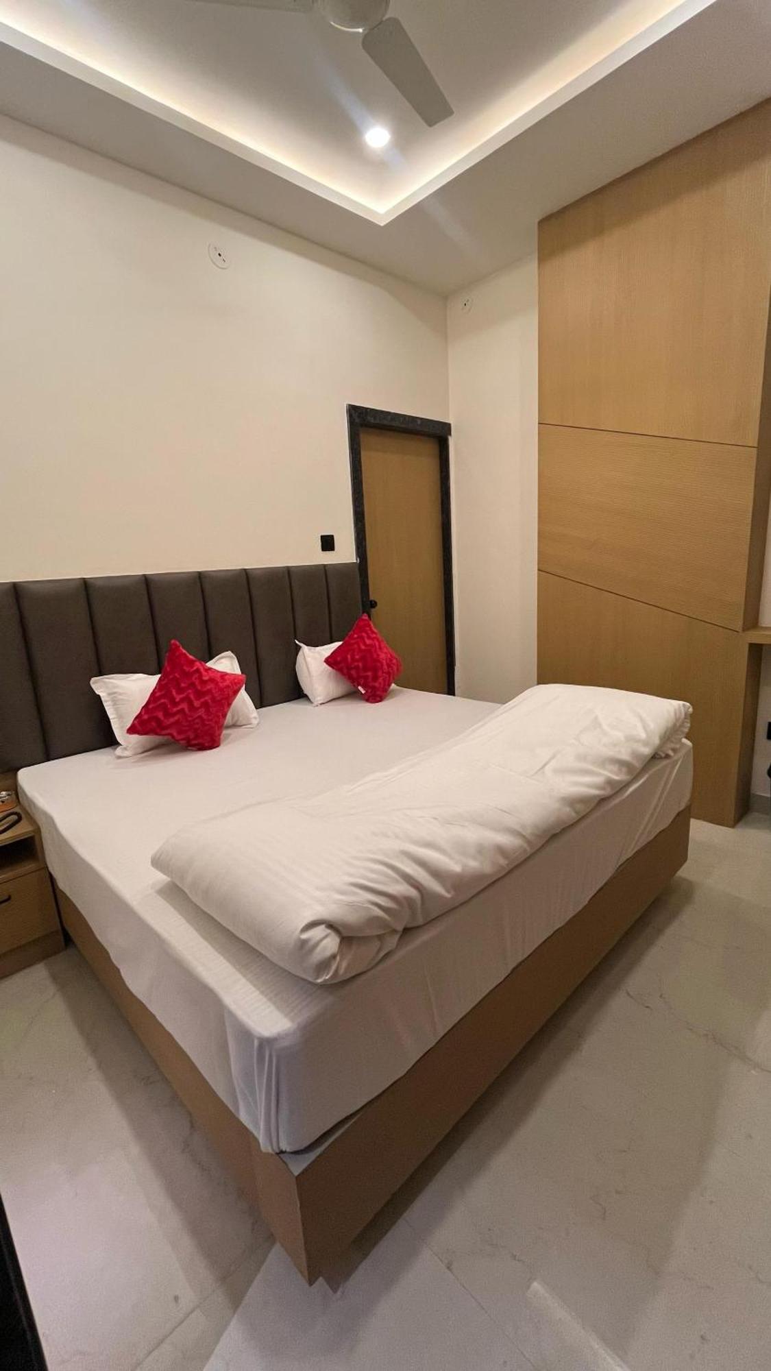 Hotel Revanta Bhilwara Bagian luar foto